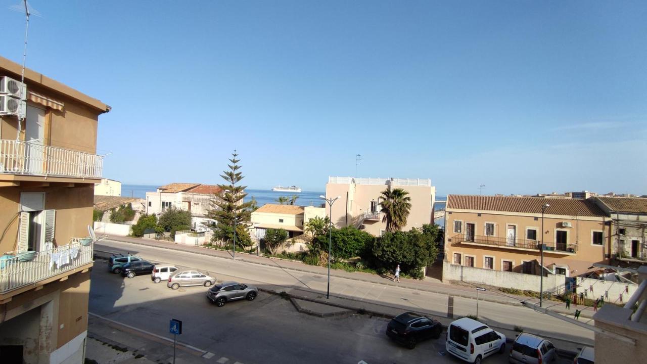Oikos Arethusa Syracuse Esterno foto